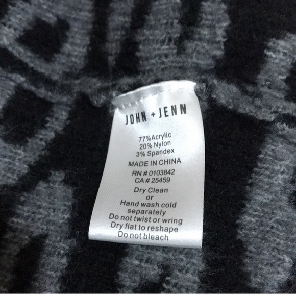 John + Jenn Leopard Knit Jacket - Picture 3 of 4